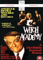 Witch Academy cenas de nudez