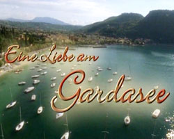 Eine Liebe am Gardasee (2006) Cenas de Nudez