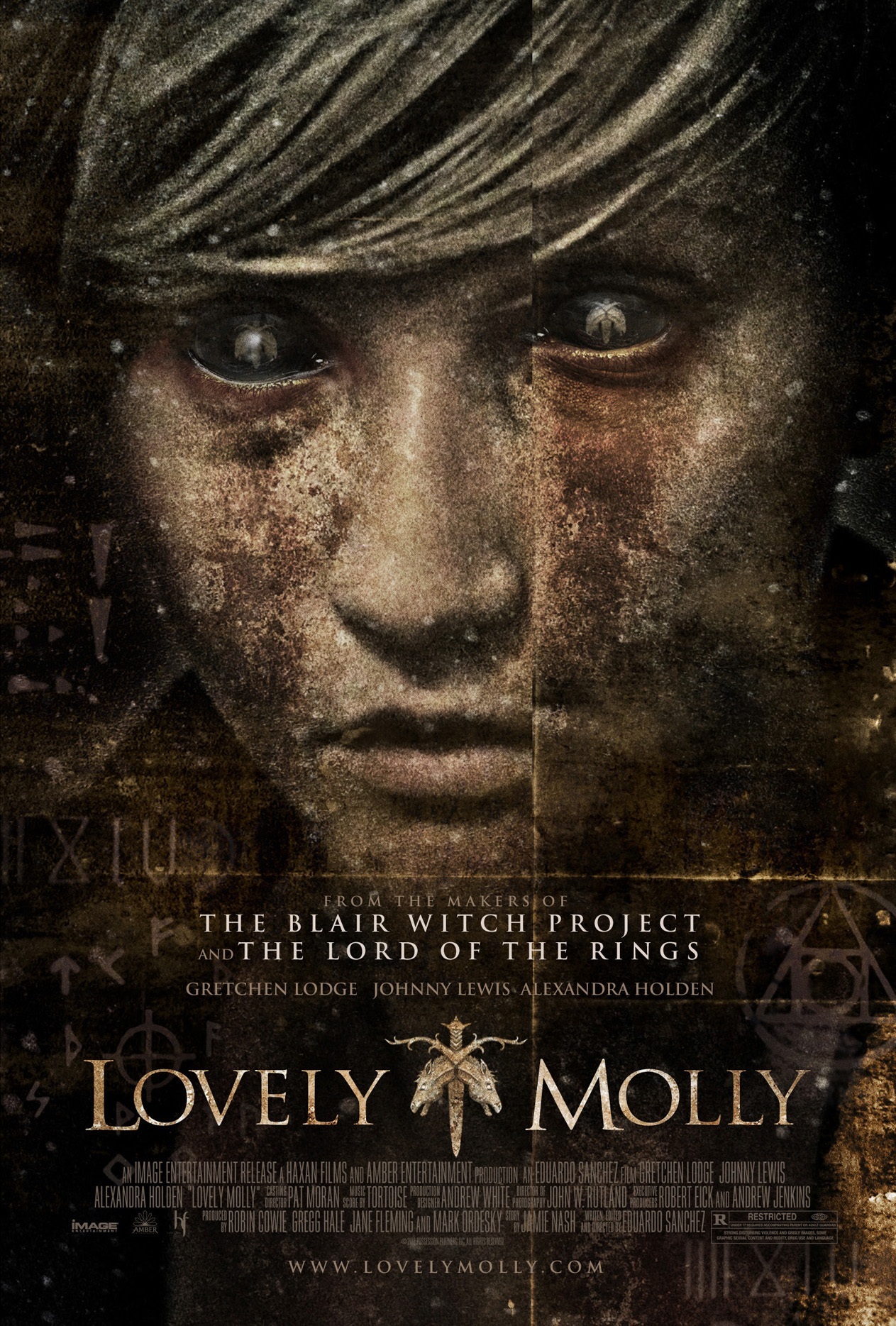 Lovely Molly (2011) Cenas de Nudez