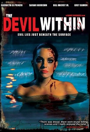 The Devil Within 2010 filme cenas de nudez