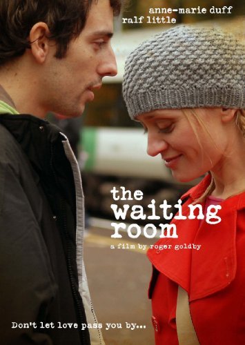 The Waiting Room (2007) Cenas de Nudez