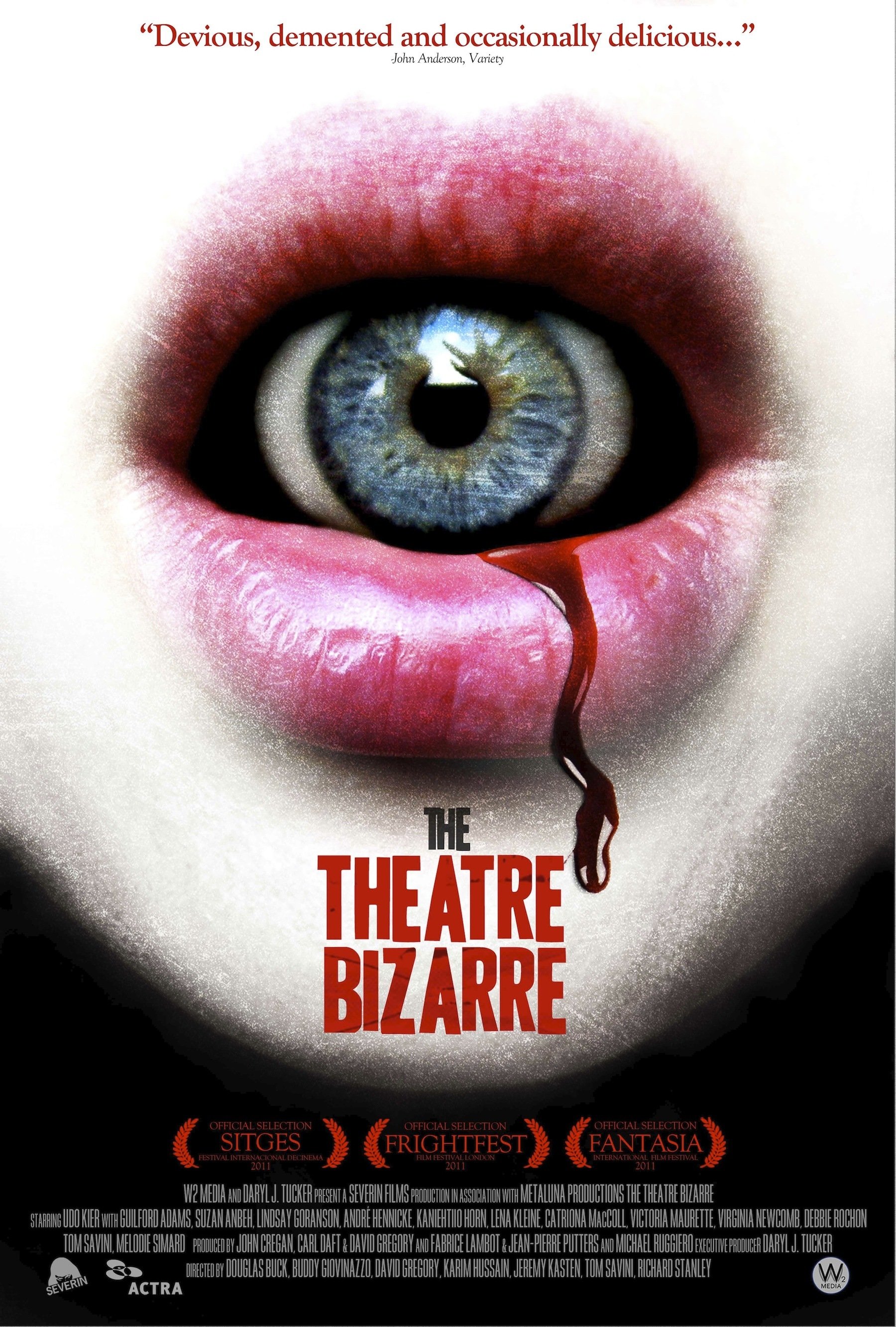 The Theatre Bizarre 2012 filme cenas de nudez